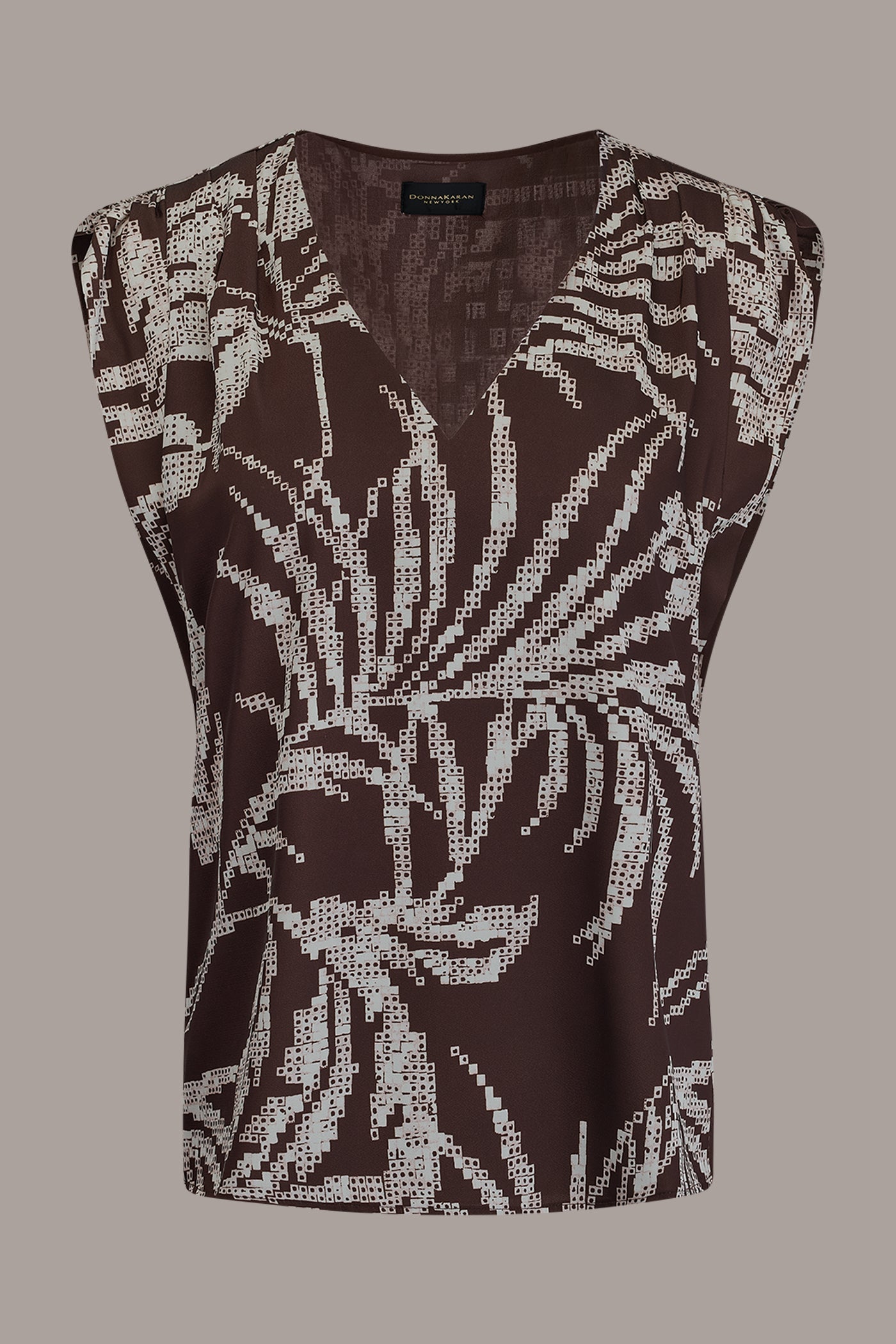 SLEEVELESS EXTENDED SHOULDER TOP