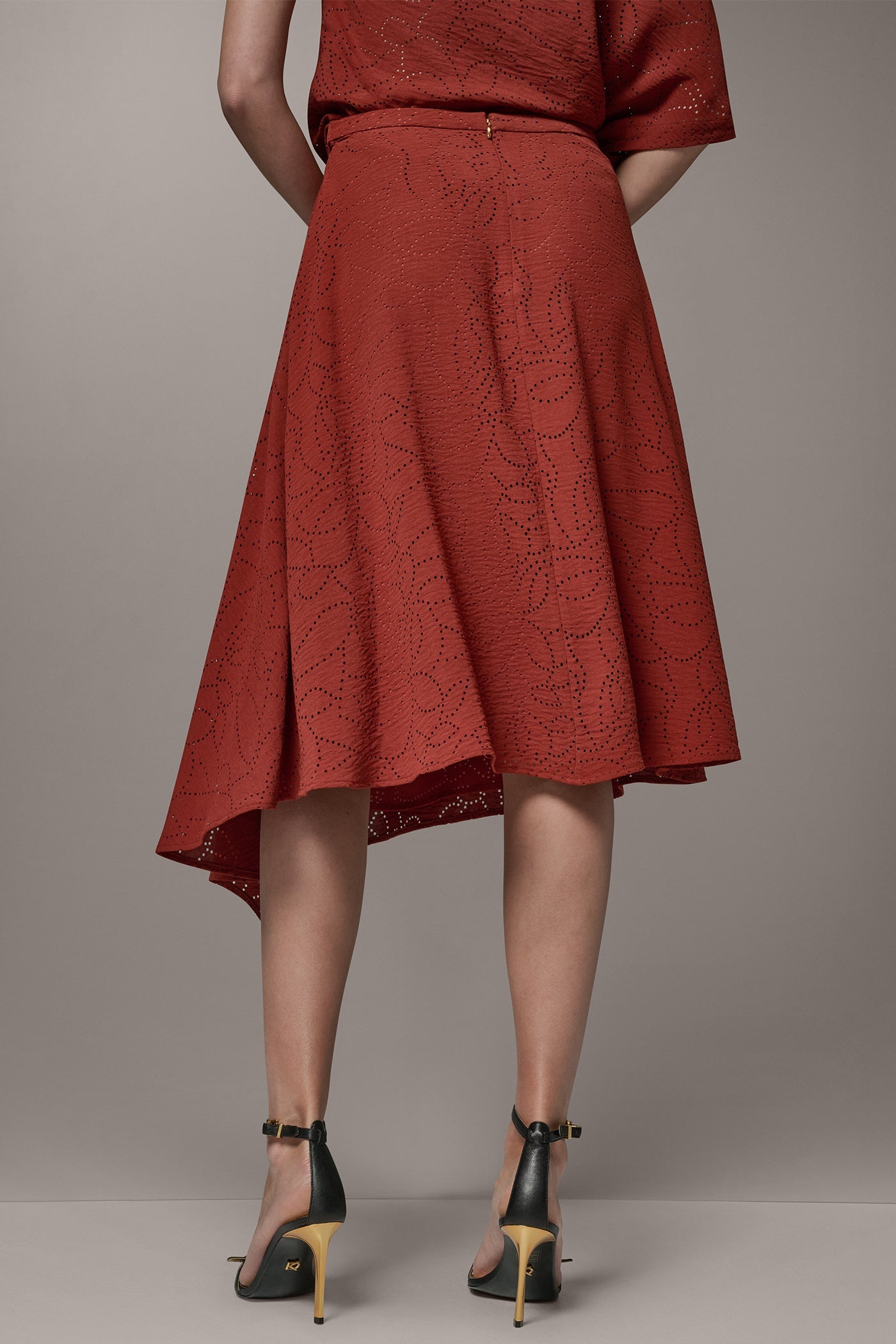 LASER CUT ASYMMETRIC MIDI SKIRT
