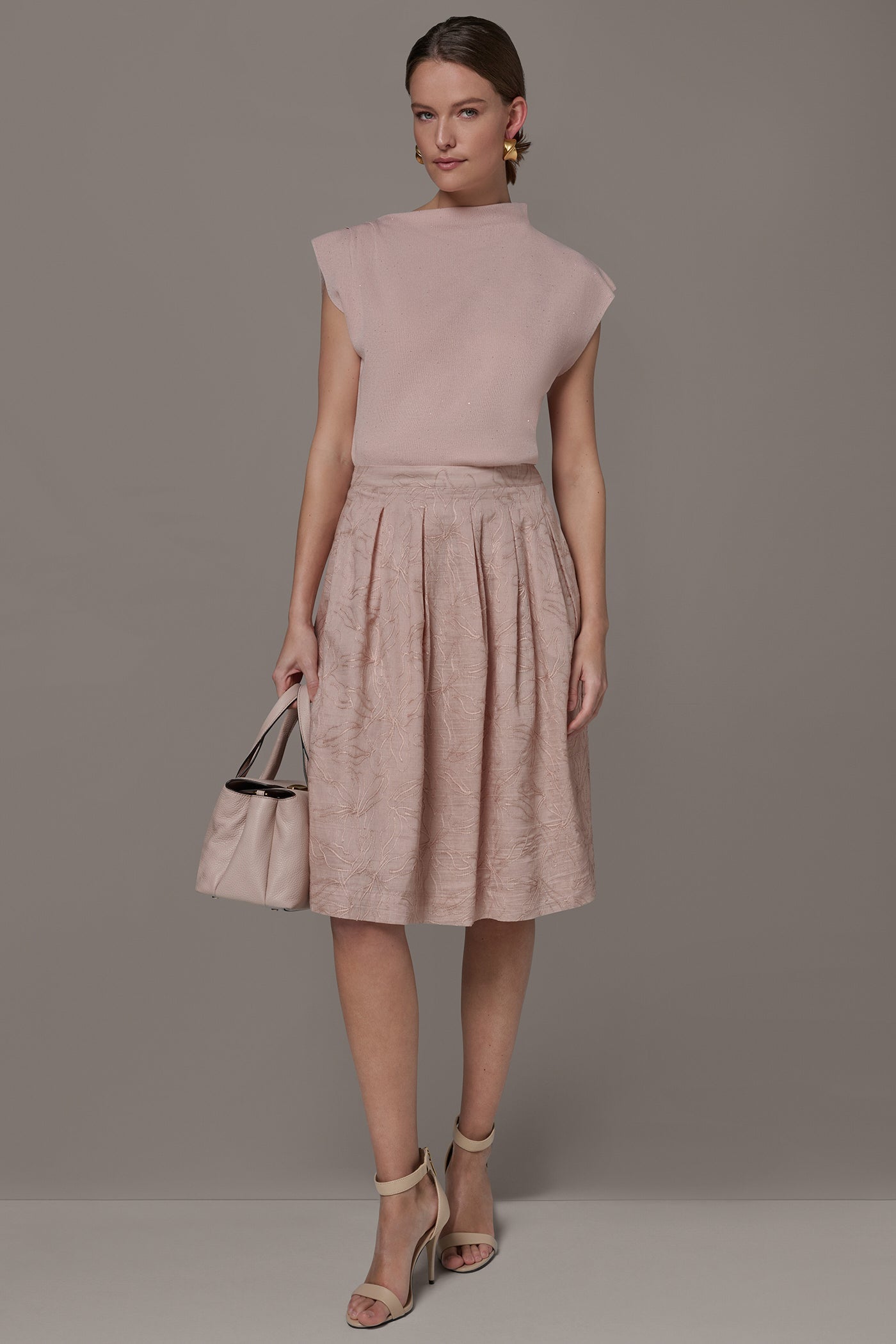 FLORAL EMBROIDERED PLEATED A-LINE SKIRT