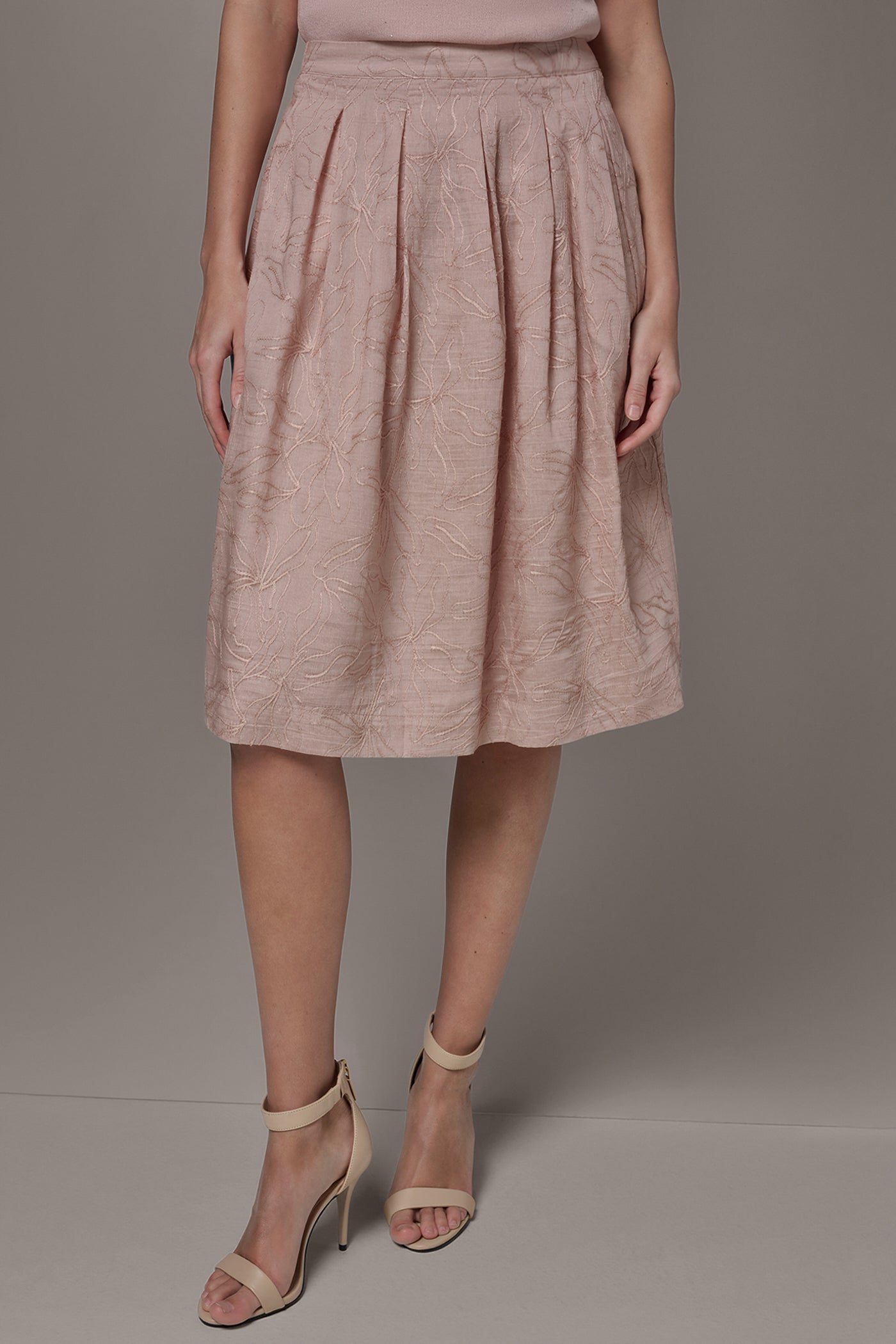 FLORAL EMBROIDERED PLEATED A-LINE SKIRT