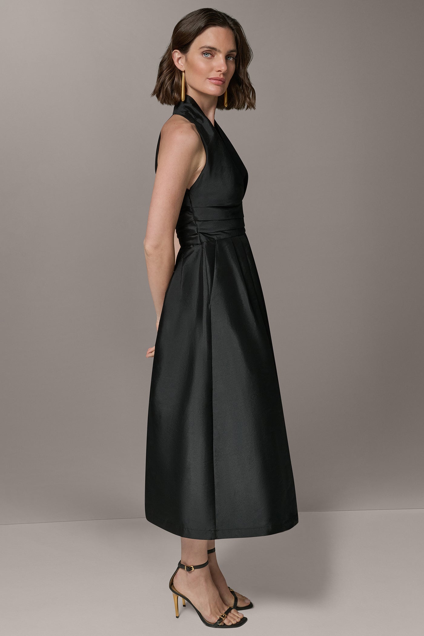 SLEEVELESS V-NECK TAFFETA MIDI COCKTAIL DRESS