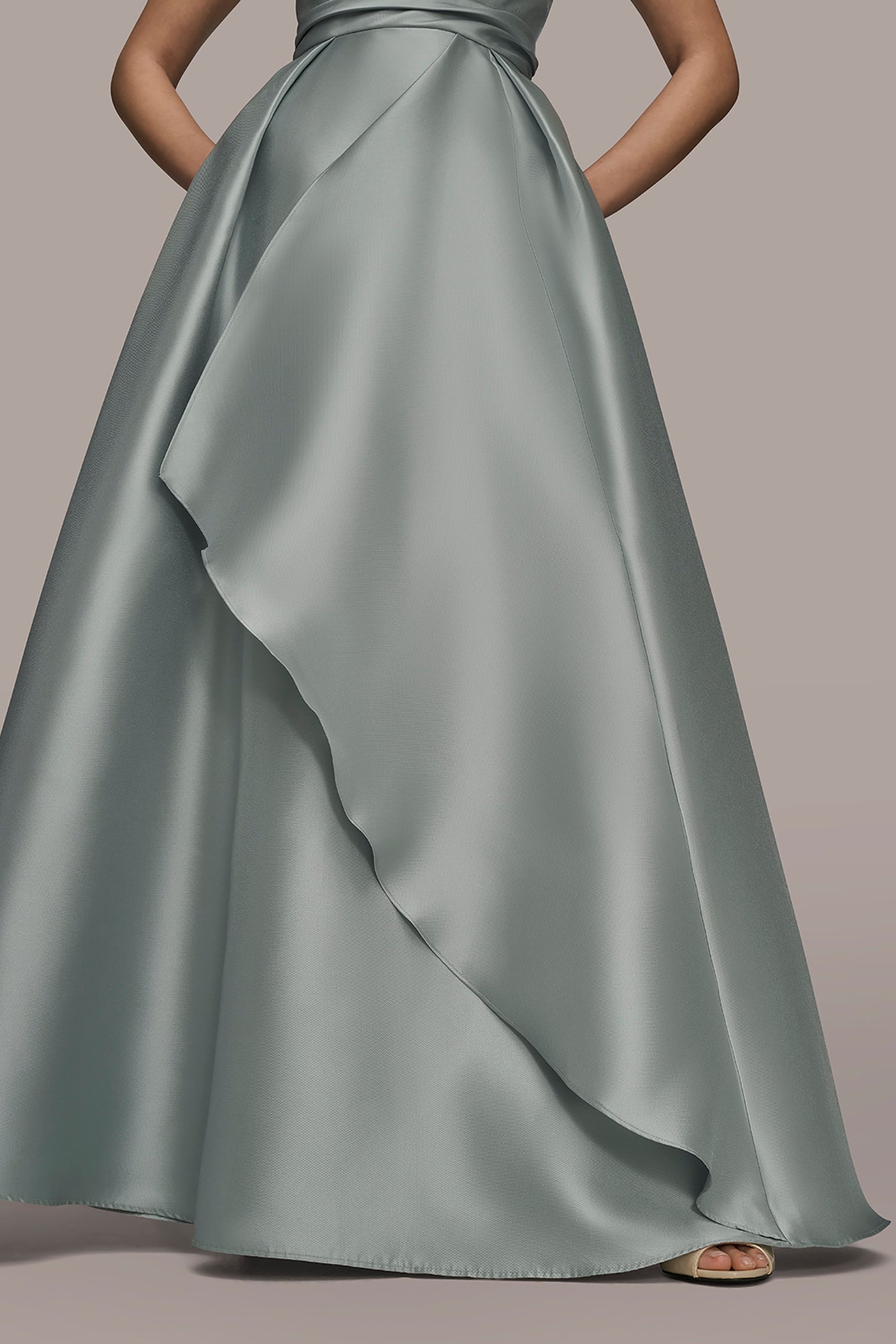 MIKADO SATIN STRAPLESS GOWN