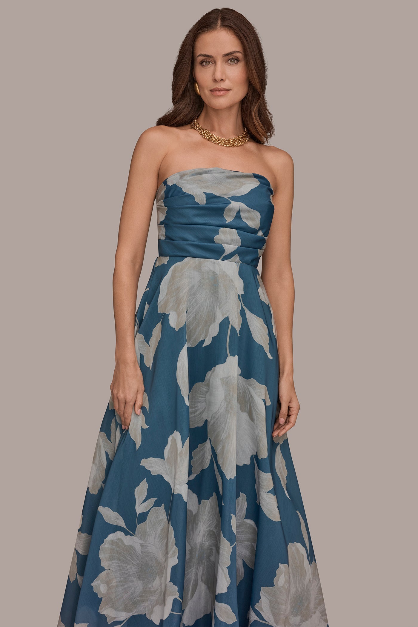 ORGANZA STRAPLESS FLORAL PLEATED GOWN