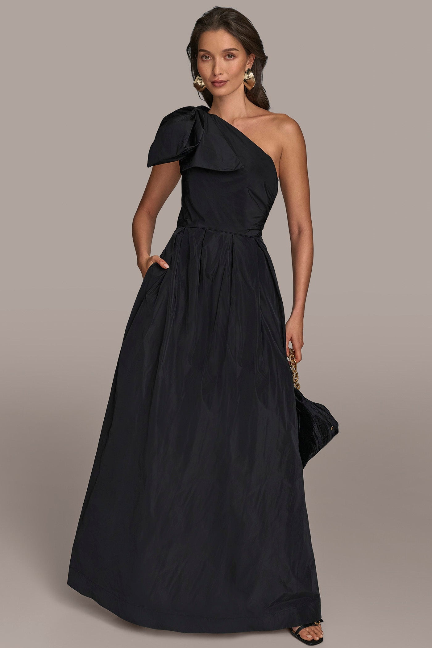 TAFFETA ONE-SHOULDER BALL GOWN