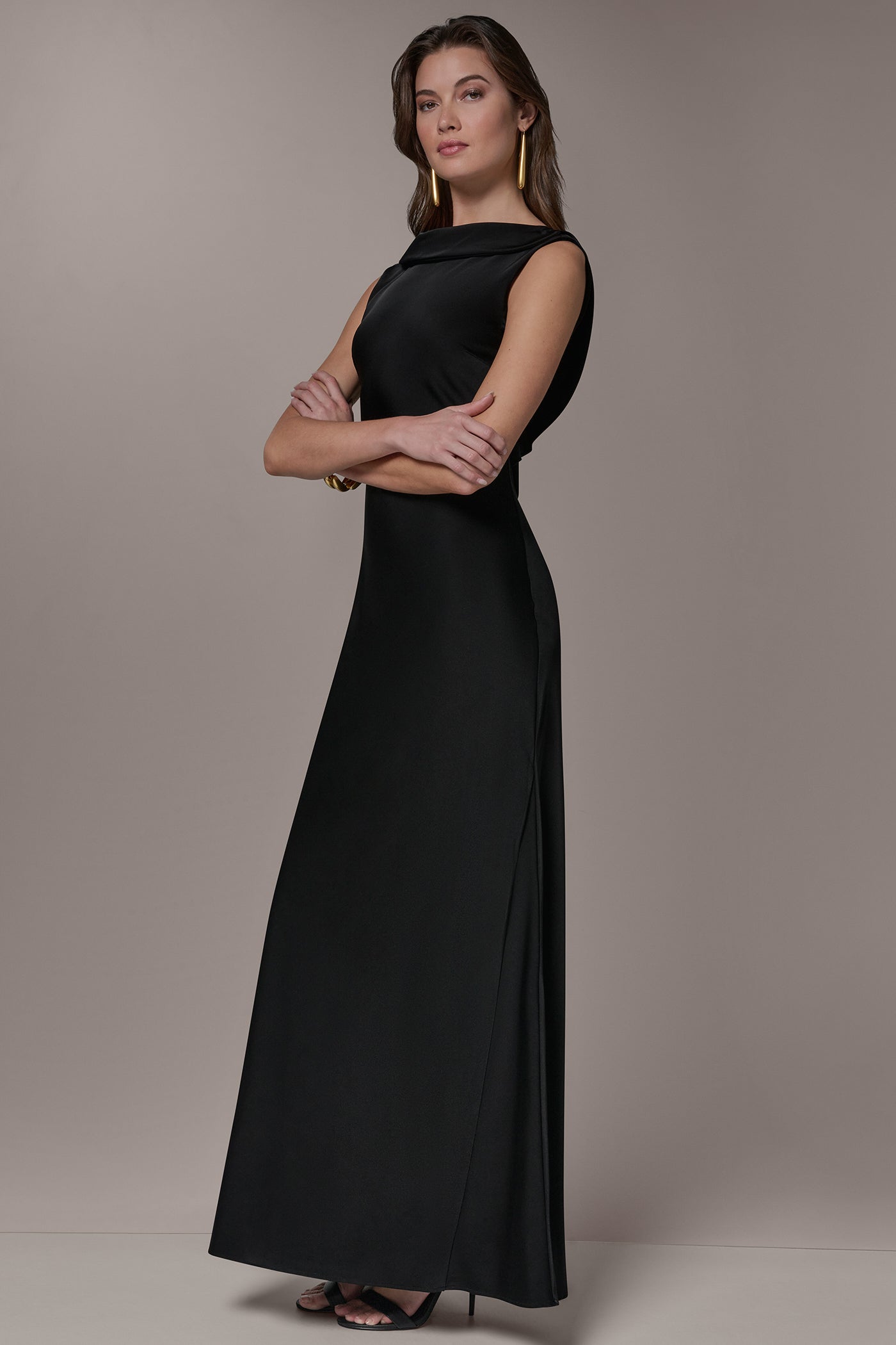 SATIN RUFFLE BACK GOWN