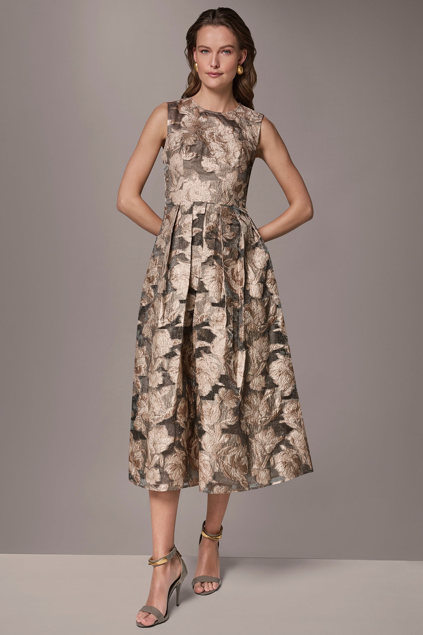 FLORAL-JACQUARD MIDI GOWN