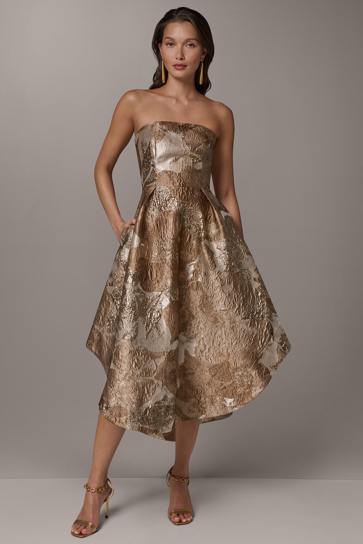 BROCADE STRAPLESS PLEATED MIDI GOWN