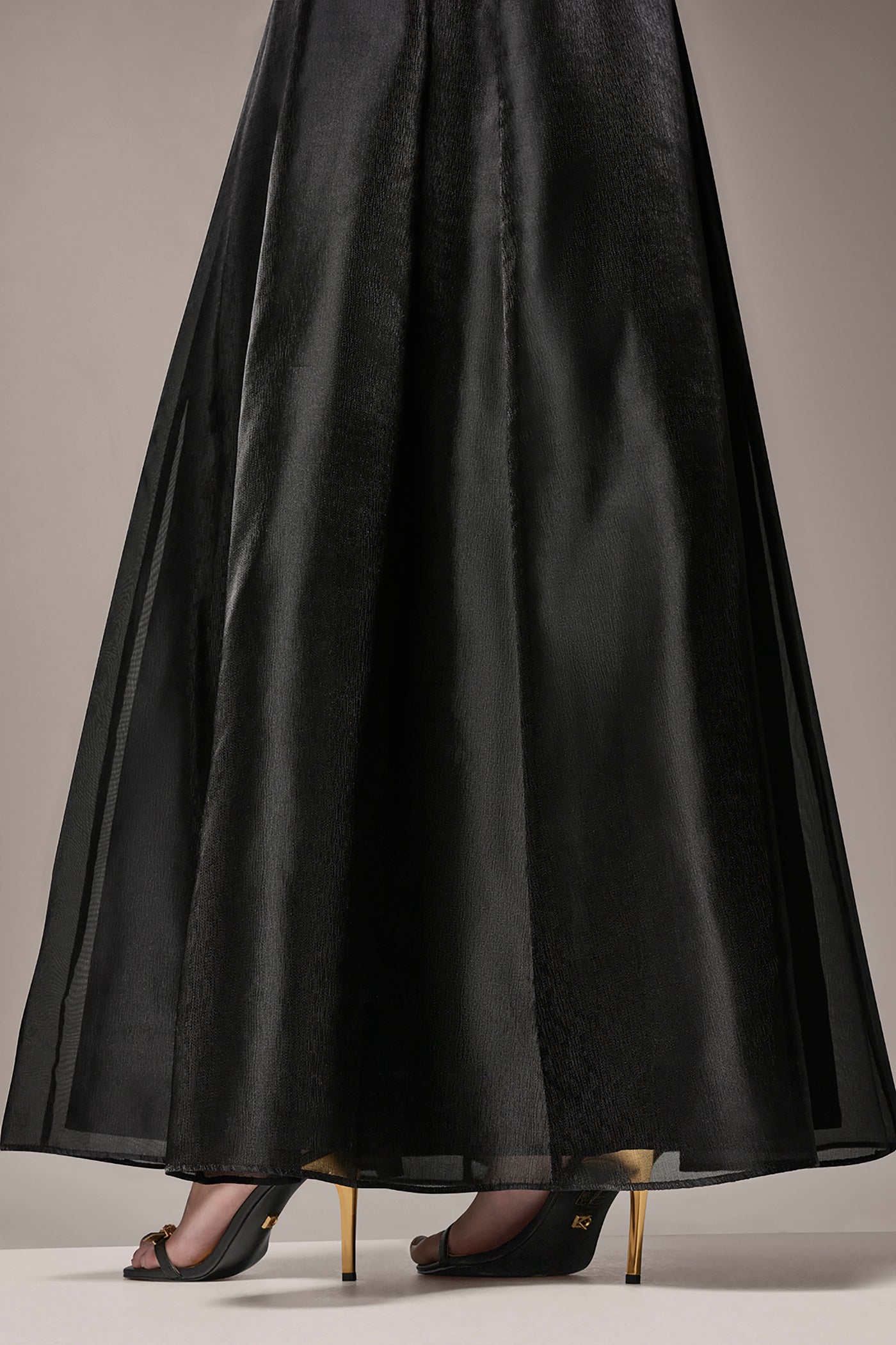 ORGANZA TWIST ONE-SHOULDER BALL GOWN