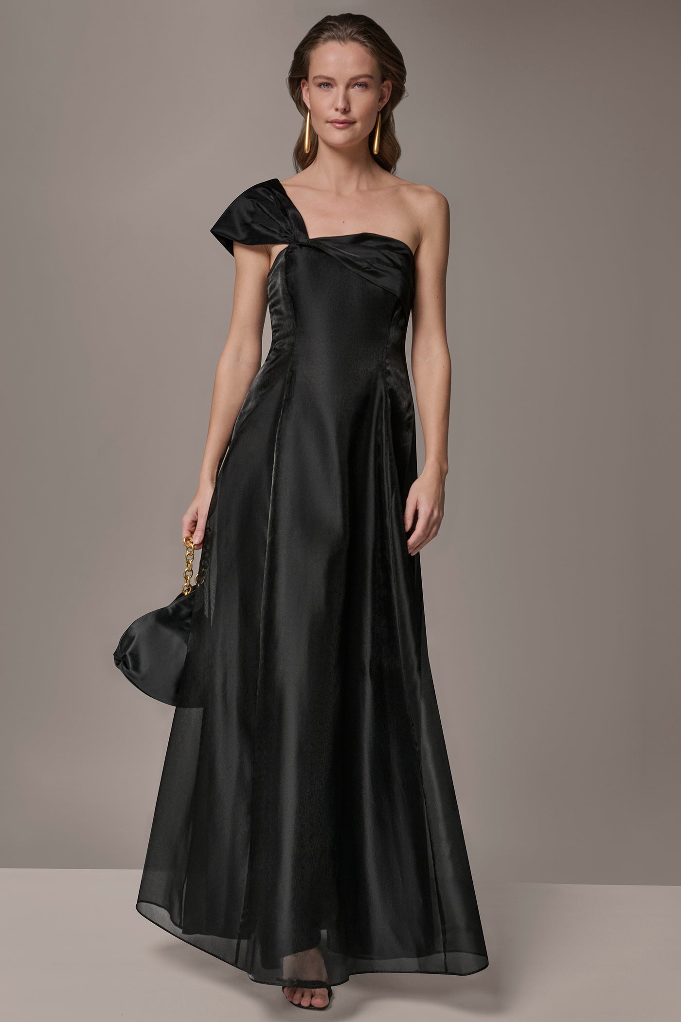 ORGANZA TWIST ONE-SHOULDER BALL GOWN
