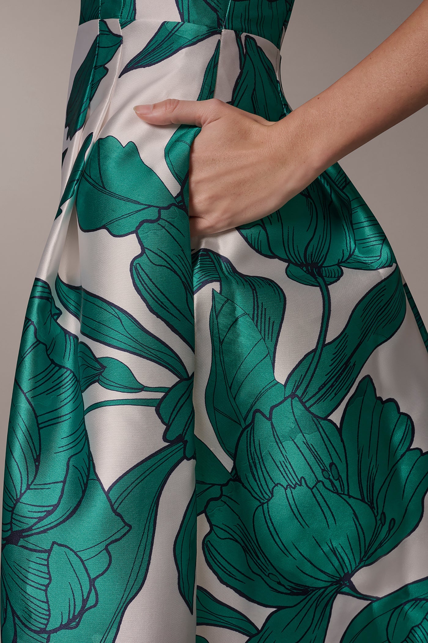 MIKADO FLORAL MIDI GOWN