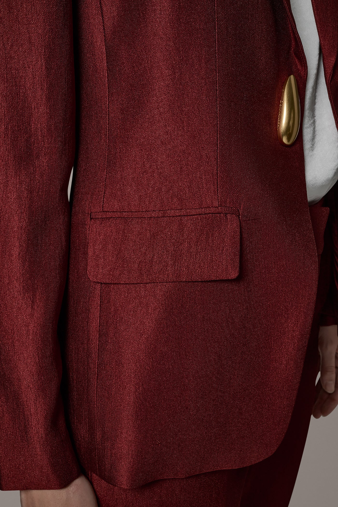 ONE-BUTTON JACKET