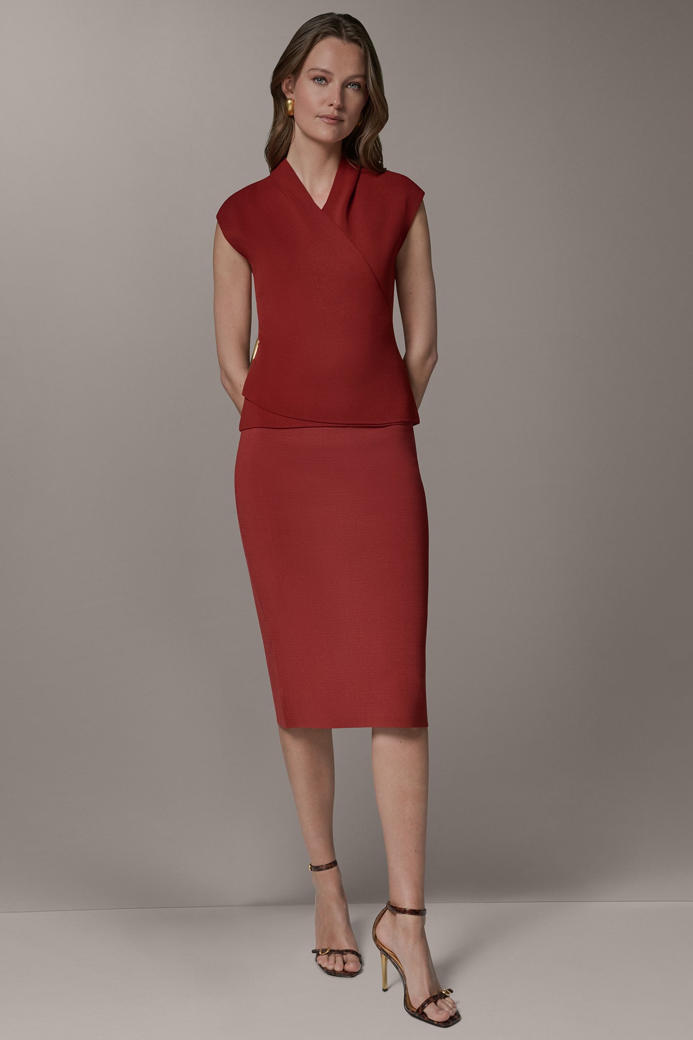 V-NECK WRAP-EFFECT TOP