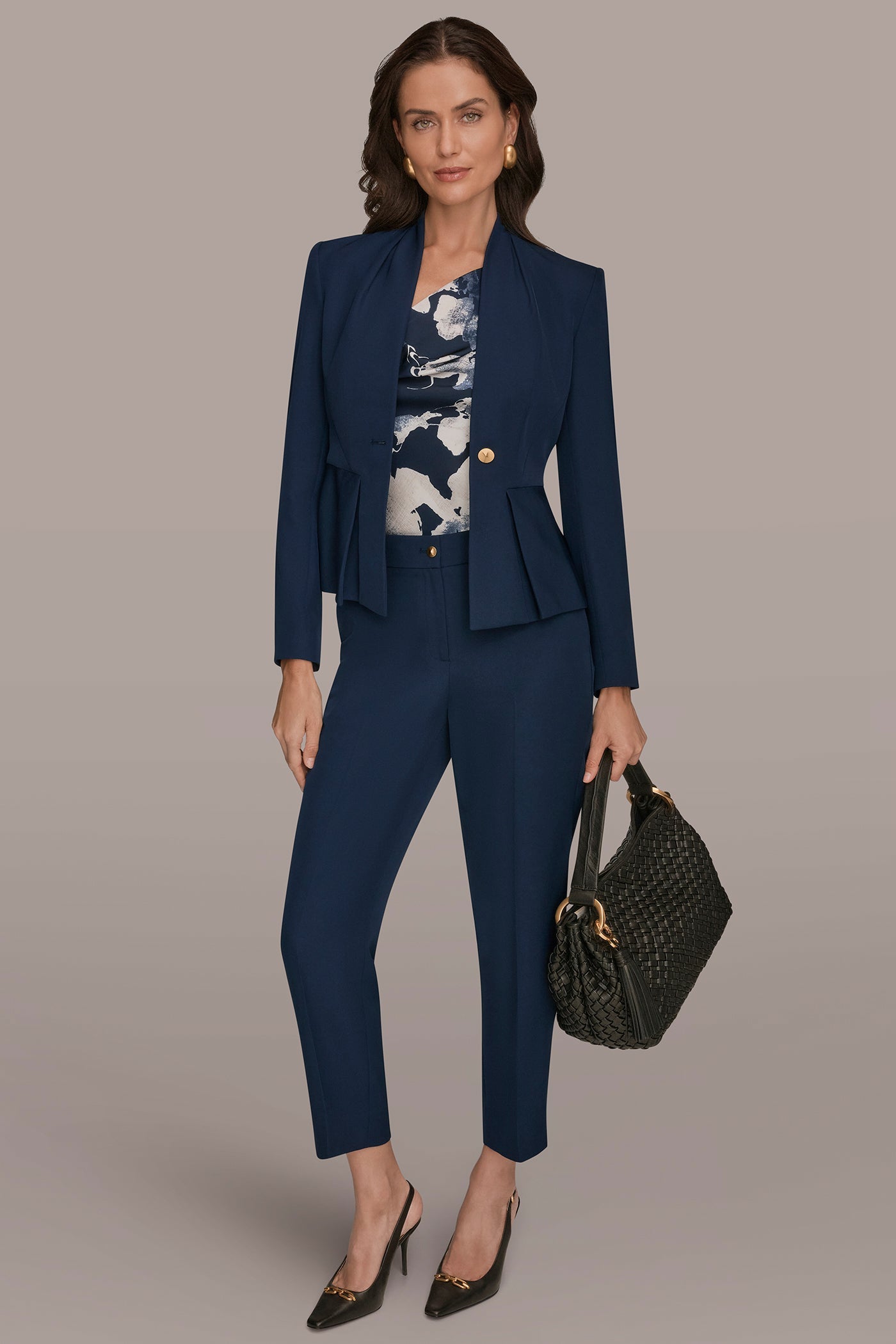 COLLARLESS PLEATED PEPLUM BLAZER